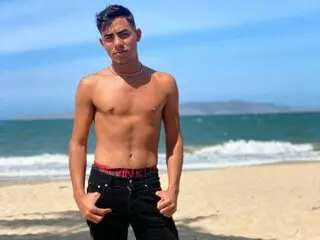 TroyPowell sex